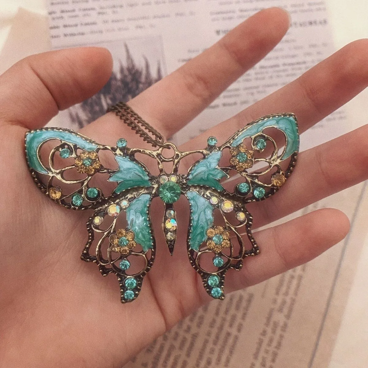 Cosplay retro butterfly pendan - Anime Cosplay Instagram ulasan dan harga